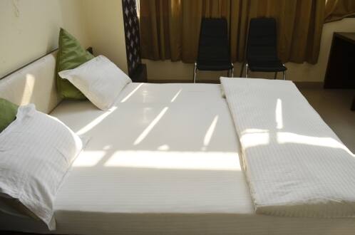 hotel r k international