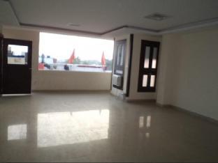 hotel r k international
