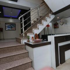 hotel r k international