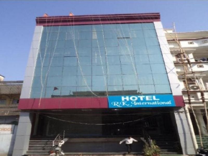 hotel r k international
