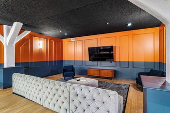 cozysuites at textile