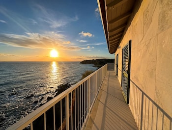 roc villa 2 private beach accesses