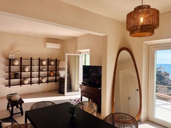 roc villa 2 private beach accesses