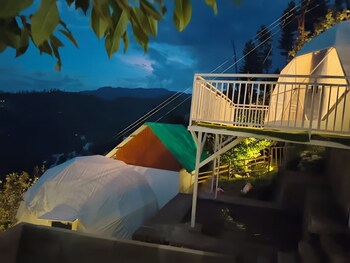 khoj the lake trail