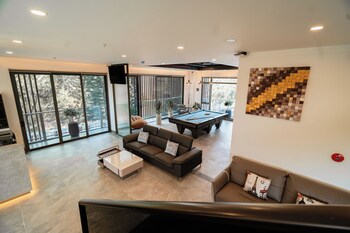 Hoang Thien Homestay & Sport,,5 star