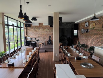 hoang thien homestay and sport