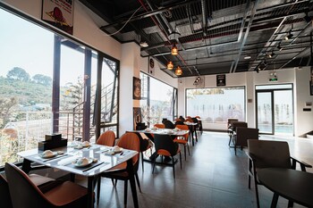 hoang thien homestay and sport
