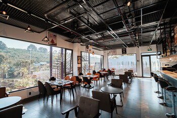 hoang thien homestay and sport