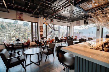 hoang thien homestay and sport
