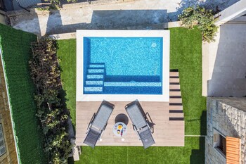 Beit Salima 3Br House With Pool,,4 star