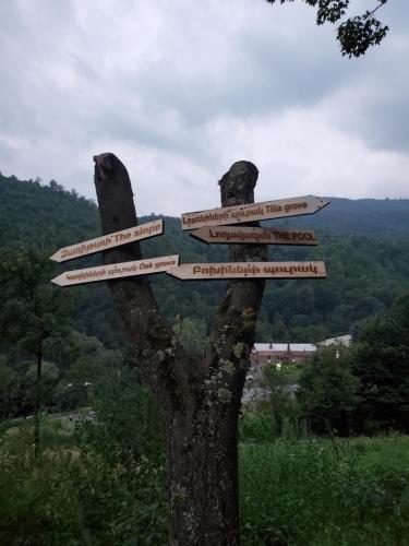 the whispering oaks retreat