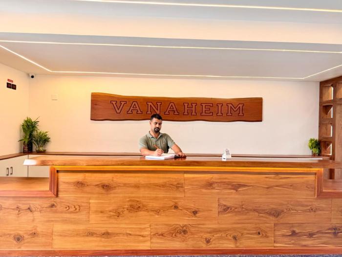 vanaheim resort