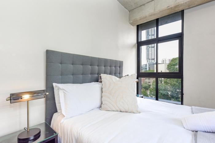the lineal luxury apartments airscape