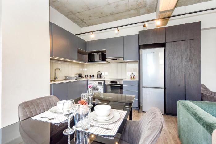 the lineal luxury apartments airscape