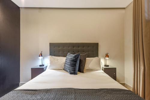 the lineal luxury apartments airscape