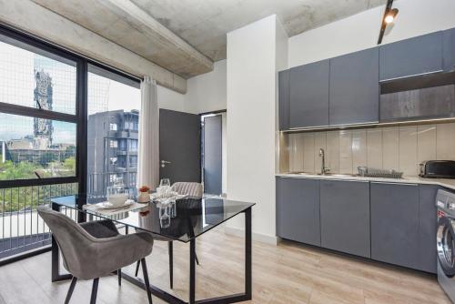the lineal luxury apartments airscape