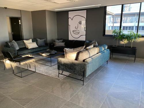 the lineal luxury apartments airscape