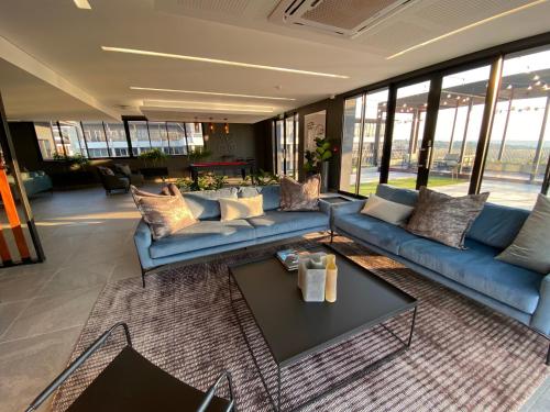 the lineal luxury apartments airscape