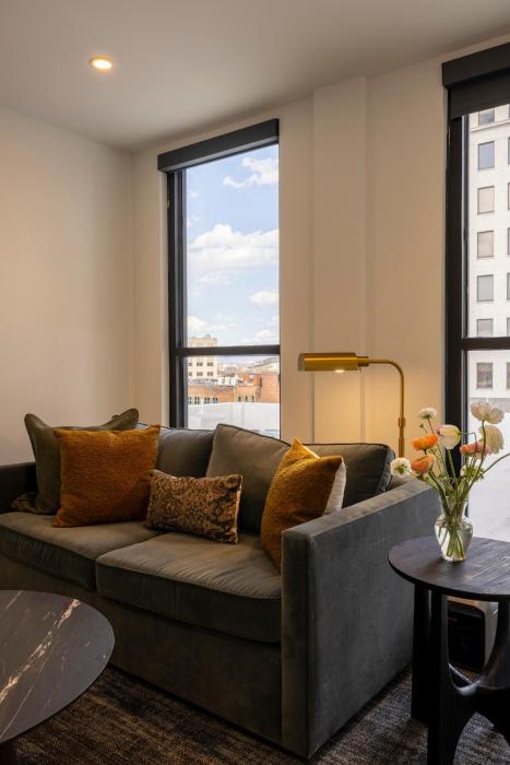 the promissory hotel