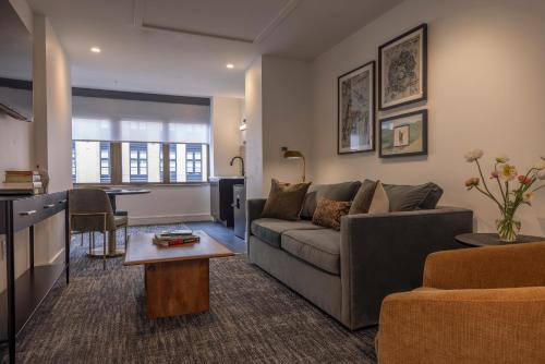 the promissory hotel