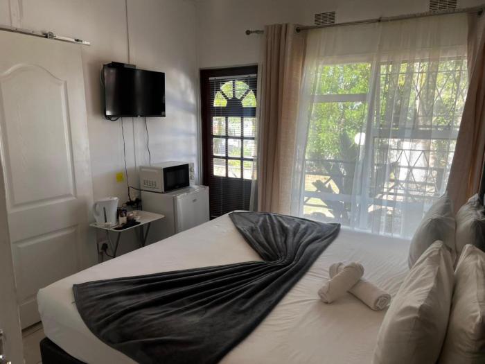 sagrada guest house