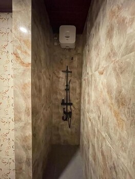Pradnya Homestay - 1Bedroom Near Uluwatu,,2 star