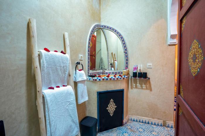 riad le graff pink