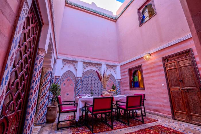 riad le graff pink