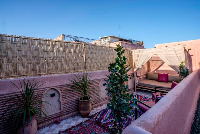 riad le graff pink