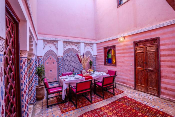 riad le graff pink