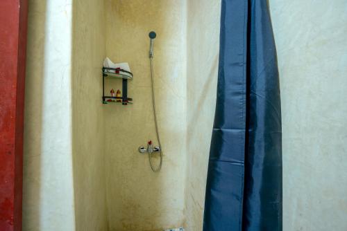 riad le graff pink