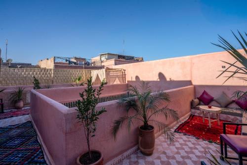 riad le graff pink