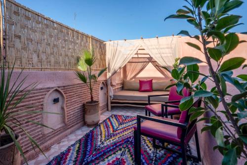 riad le graff pink