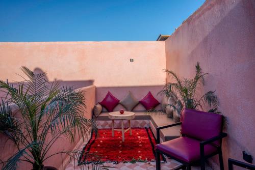 riad le graff pink