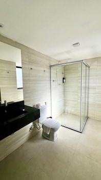 amazon seasons hotel