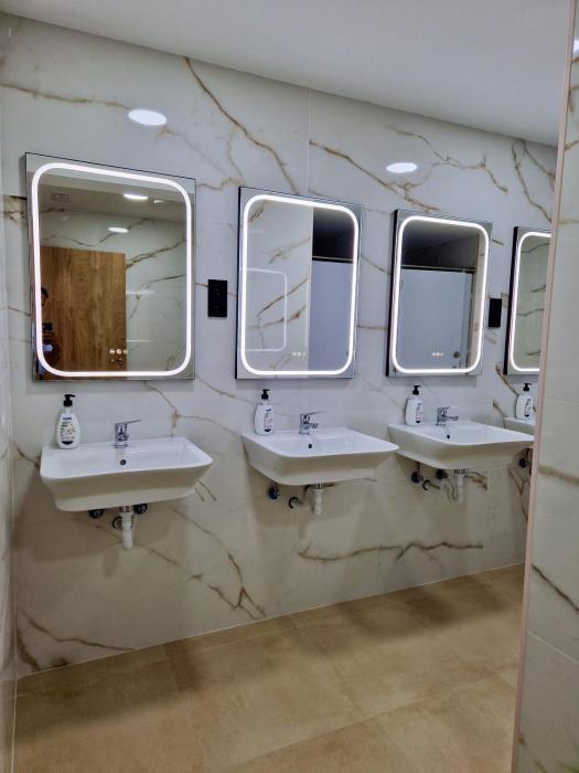 velvet hostel business