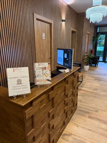 velvet hostel business