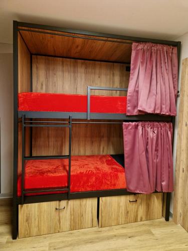 velvet hostel business