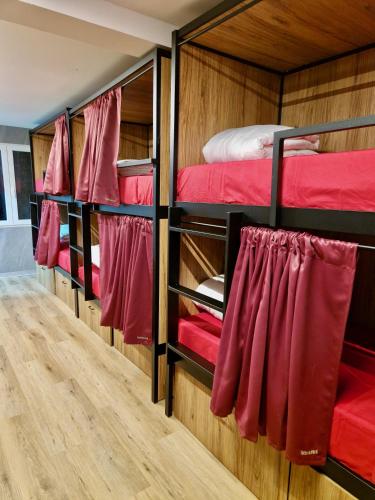 velvet hostel business