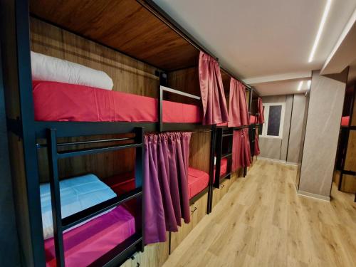 velvet hostel business