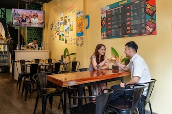 hanoi quarter life hostel