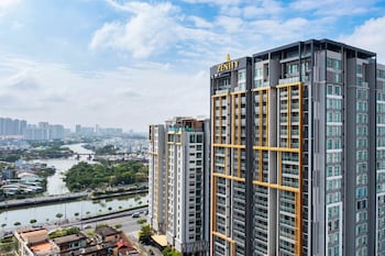 capital zenity and d1 mension apartment district 1 by skyway