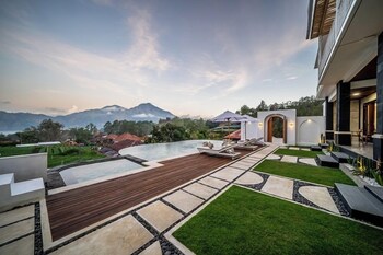 the hanz villa kintamani