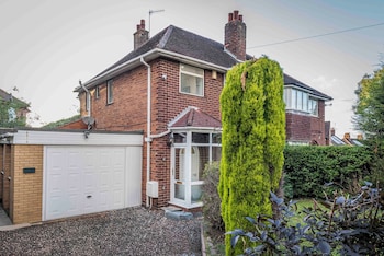 Cosy Home In Stoke On Trent,,4 star