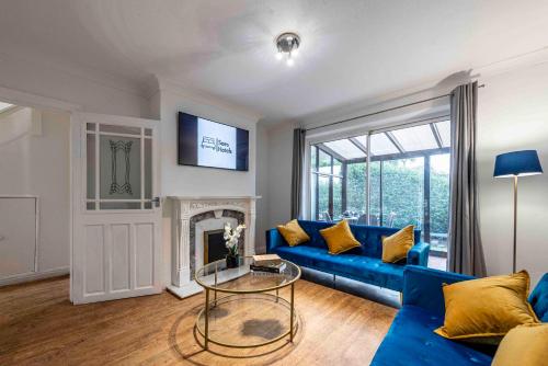 cosy home in stoke on trent
