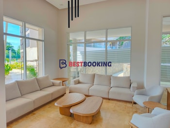 Santa Marina Luxury Stay - Ocean View,,3 star