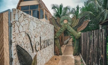 velanova paradise hotelretreat