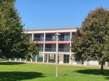 residence roman
