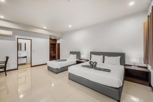 simply stay fishermans village