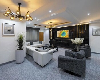 dave apartment